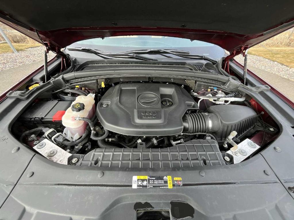 used 2024 Jeep Grand Cherokee car, priced at $40,010