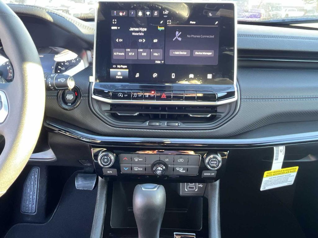 new 2026 Jeep Compass car, priced at $31,283