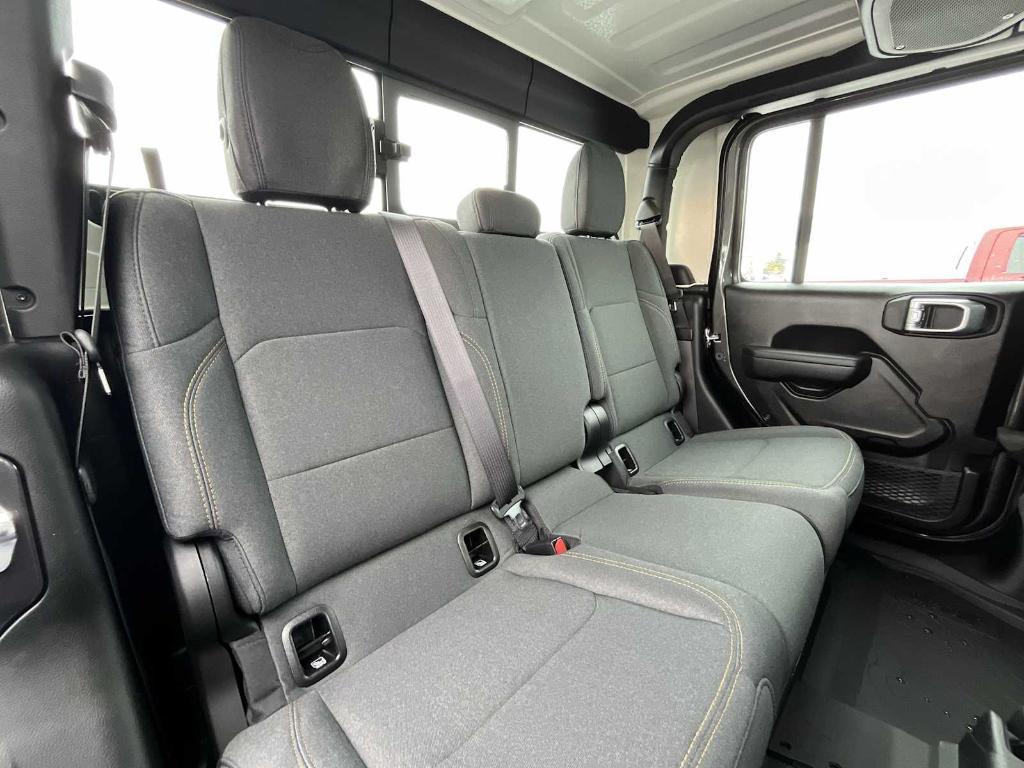 new 2026 Jeep Gladiator car, priced at $42,090