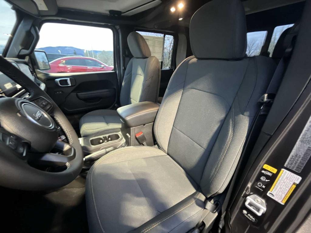 new 2026 Jeep Gladiator car, priced at $50,565