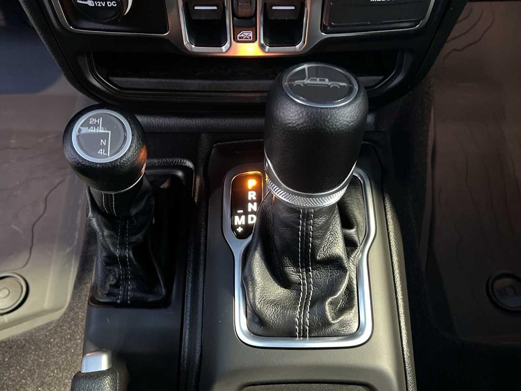 new 2026 Jeep Gladiator car, priced at $50,565