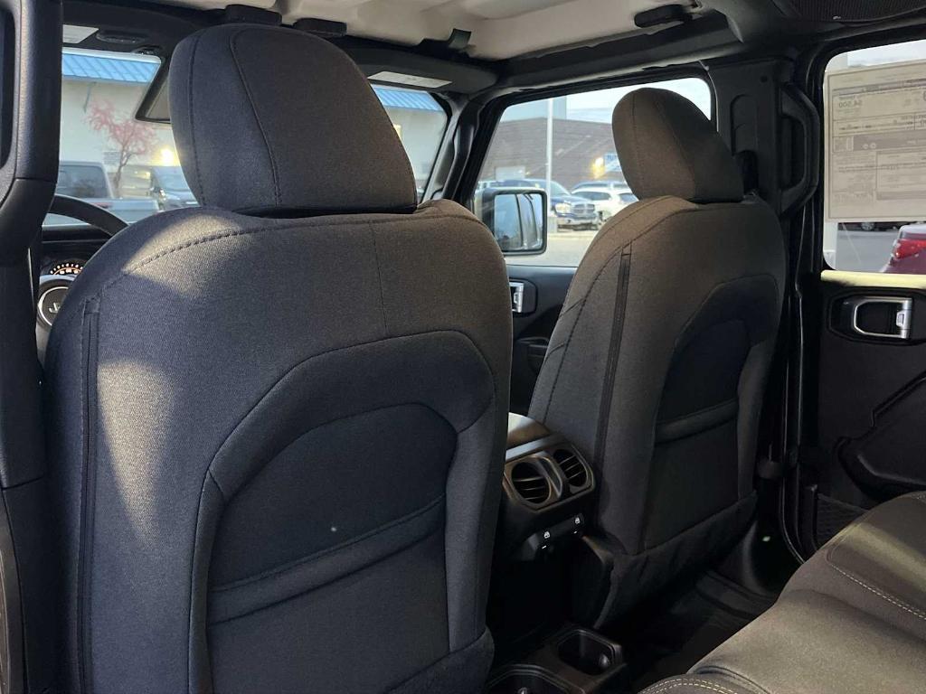 new 2026 Jeep Gladiator car, priced at $50,565