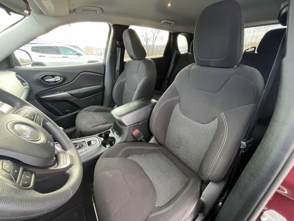 used 2021 Jeep Cherokee car, priced at $16,116