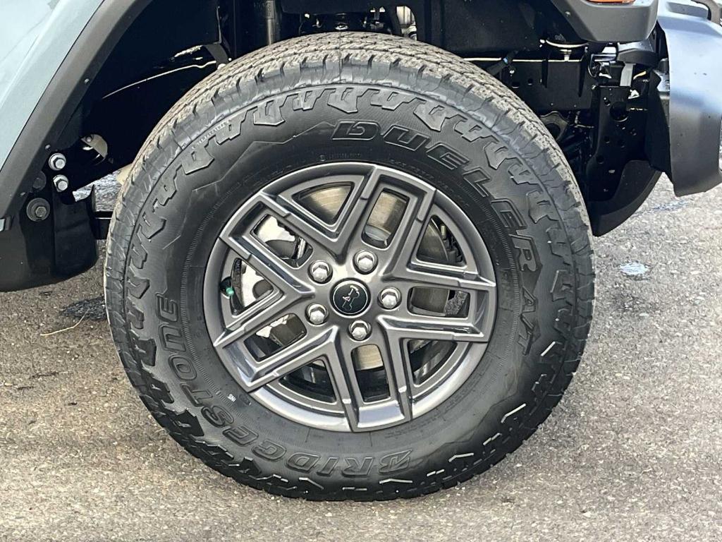 new 2026 Jeep Gladiator car, priced at $47,697