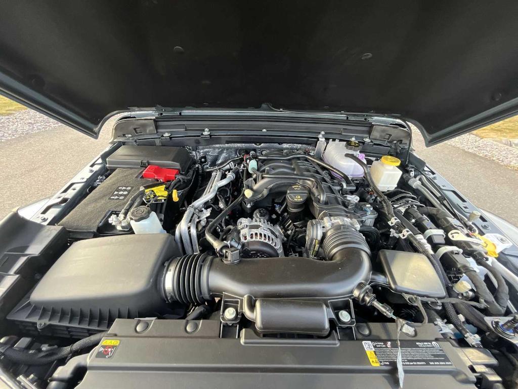 new 2026 Jeep Gladiator car, priced at $47,697