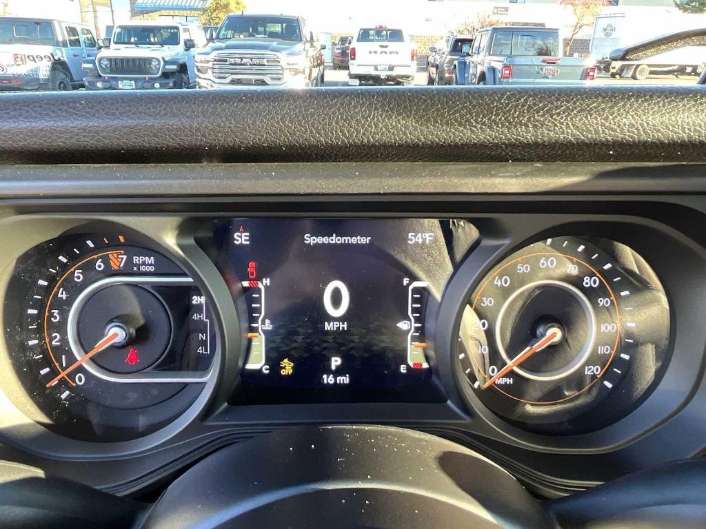 new 2026 Jeep Gladiator car, priced at $50,483