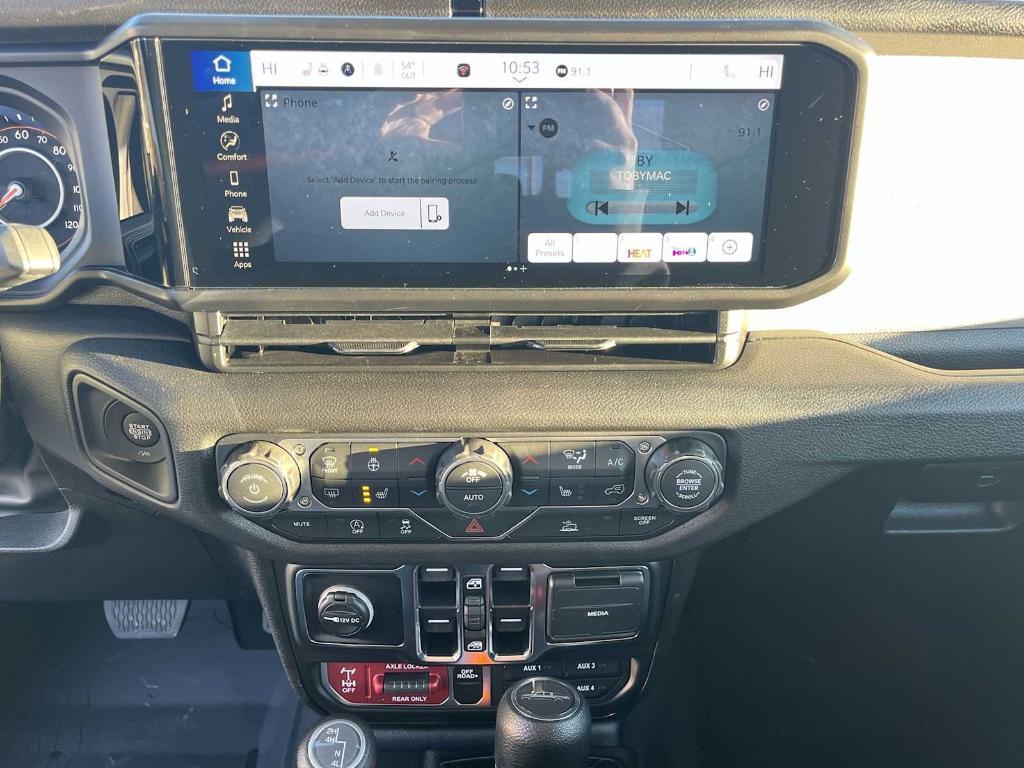 new 2026 Jeep Gladiator car, priced at $50,483