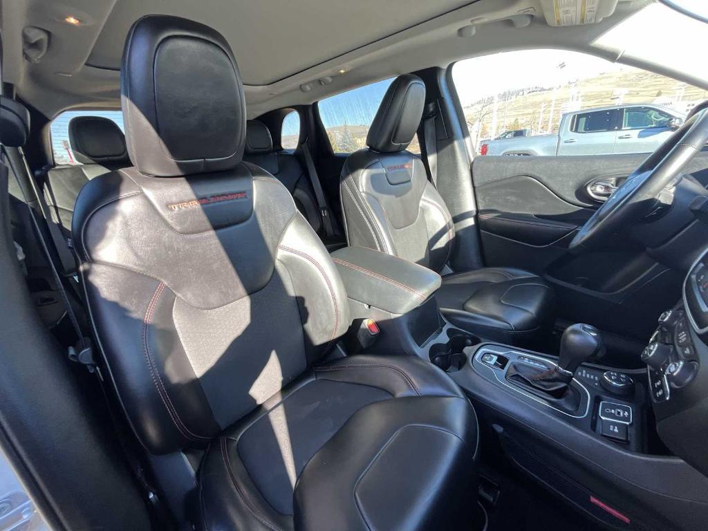 used 2019 Jeep Cherokee car, priced at $21,896