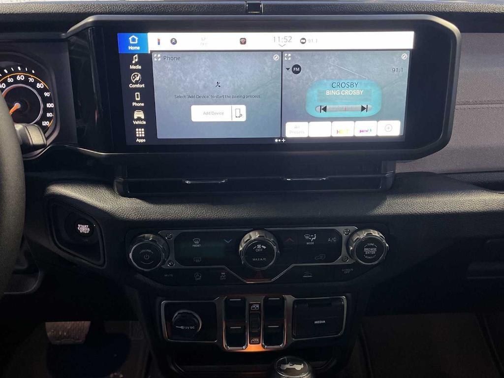 new 2026 Jeep Wrangler car, priced at $43,580