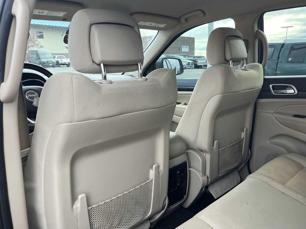 used 2020 Jeep Grand Cherokee car, priced at $18,166