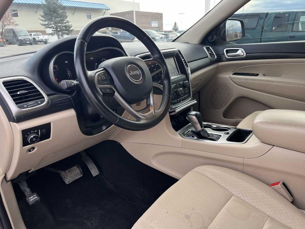 used 2020 Jeep Grand Cherokee car, priced at $18,166