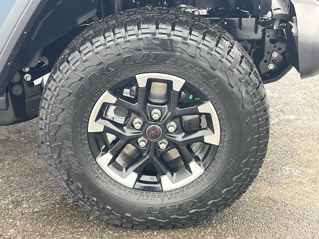 new 2026 Jeep Gladiator car, priced at $54,479