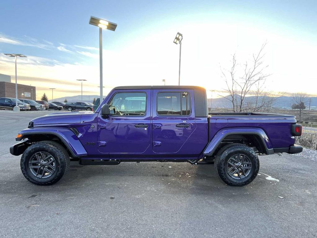 new 2026 Jeep Gladiator car, priced at $48,676