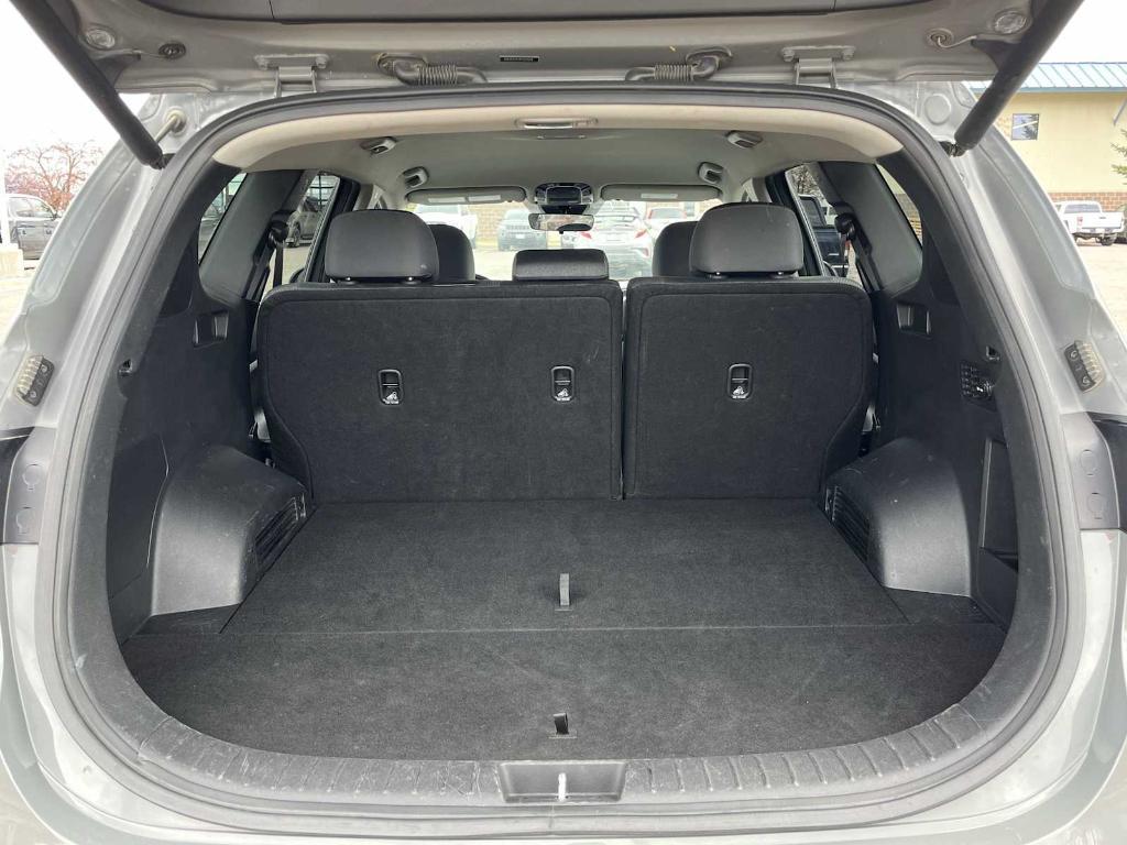 used 2023 Hyundai Santa Fe car, priced at $21,954