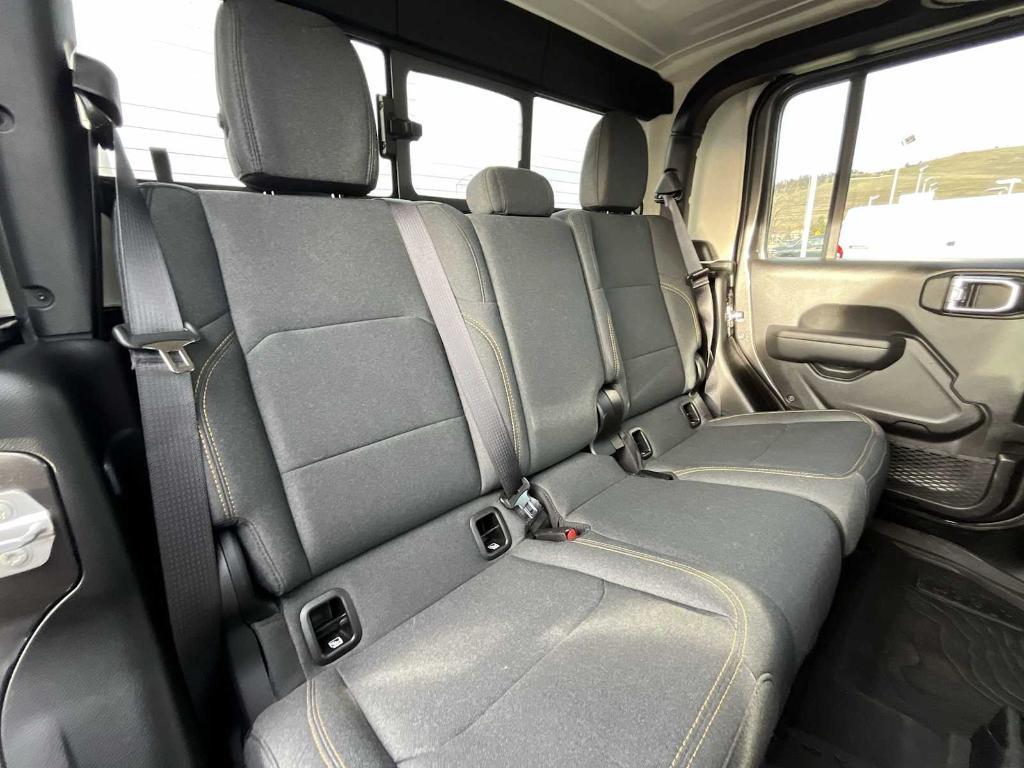 used 2025 Jeep Gladiator car, priced at $40,519