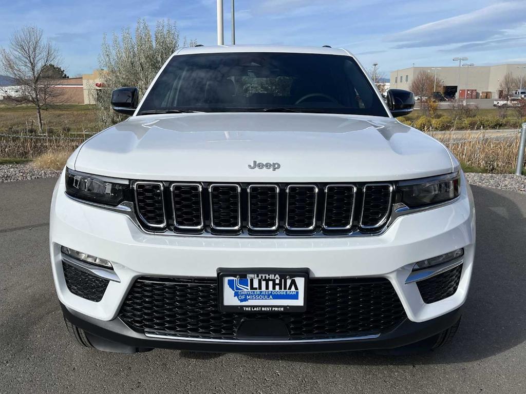 new 2025 Jeep Grand Cherokee car, priced at $46,974