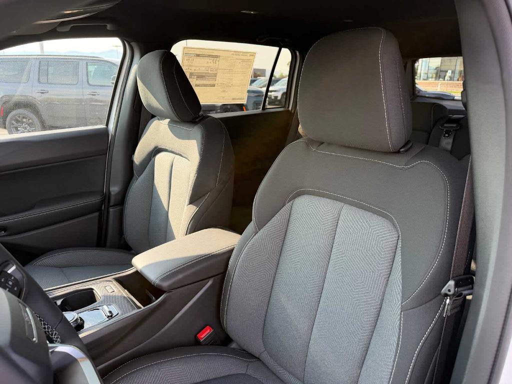 new 2026 Jeep Cherokee car, priced at $35,891