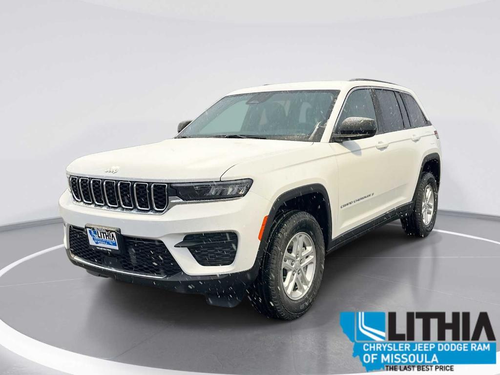 new 2025 Jeep Grand Cherokee car, priced at $38,249