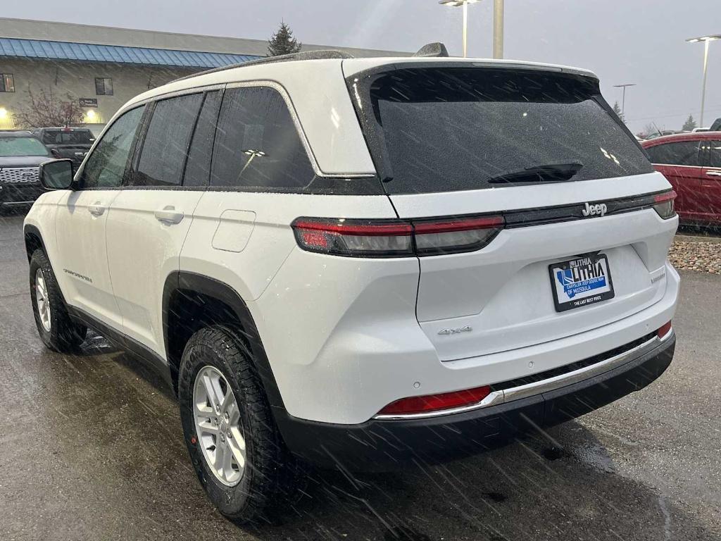 new 2025 Jeep Grand Cherokee car, priced at $38,249