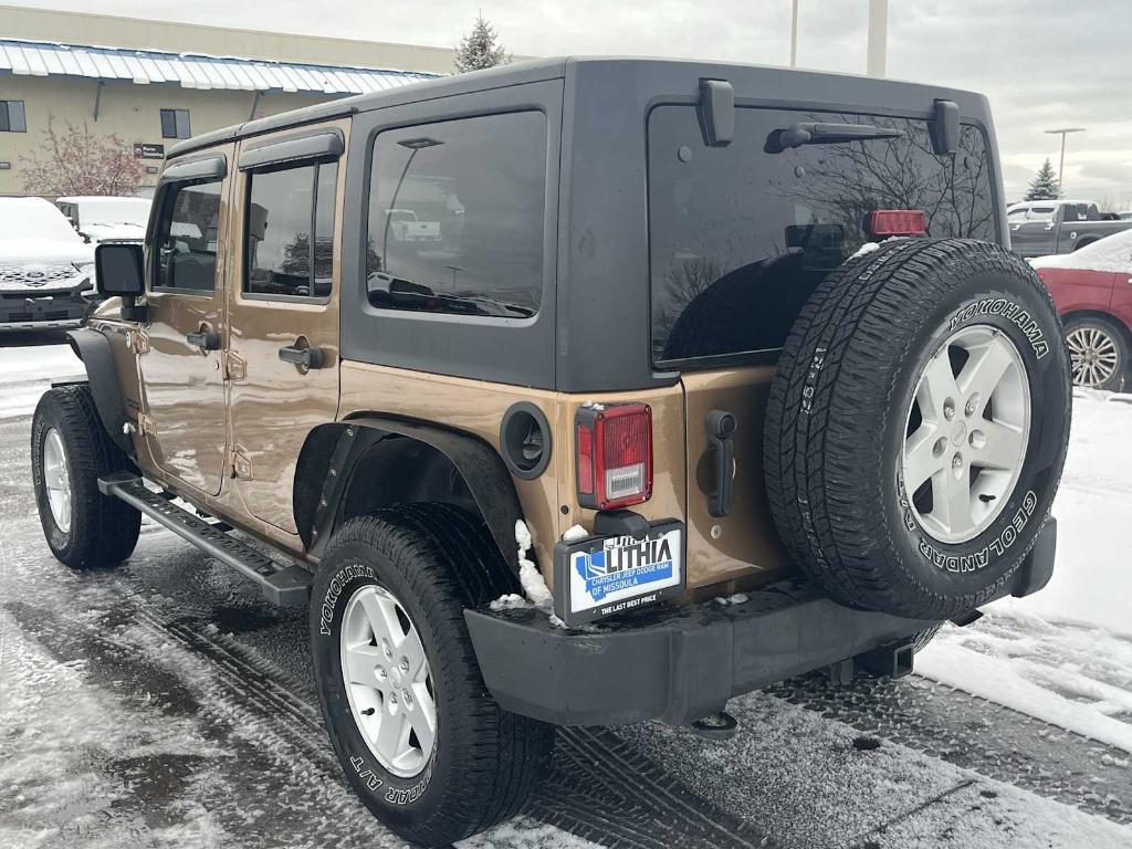used 2015 Jeep Wrangler Unlimited car, priced at $16,465
