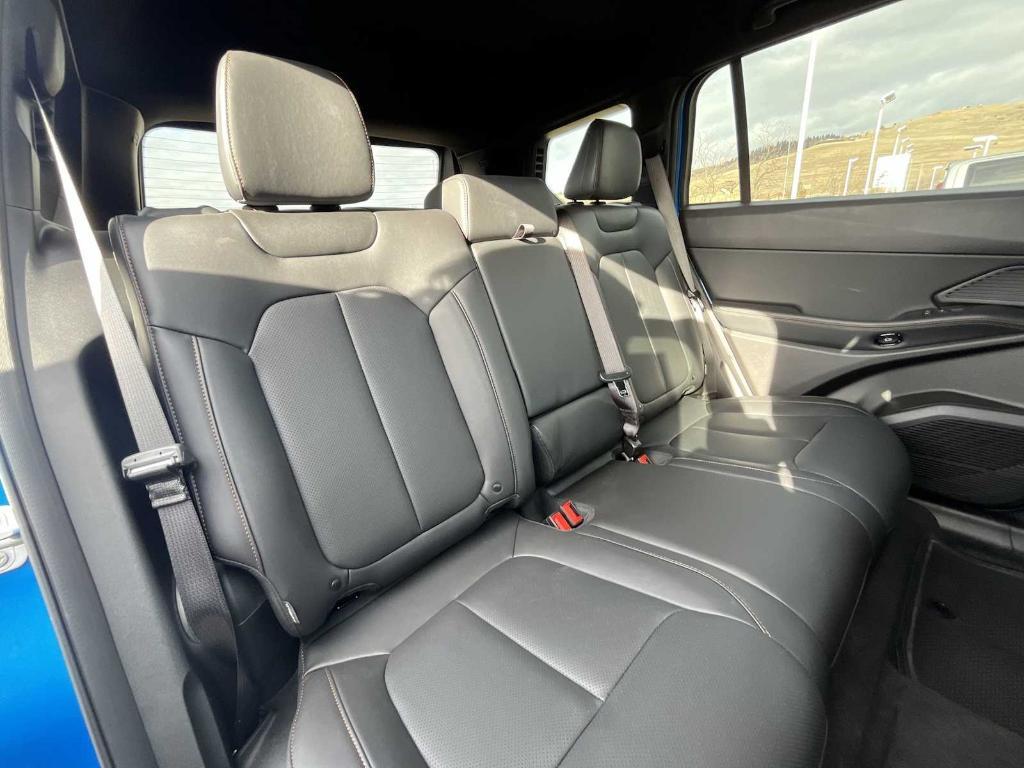 new 2026 Jeep Cherokee car, priced at $41,781