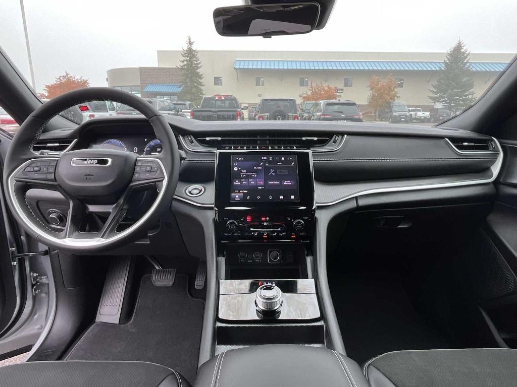 new 2025 Jeep Grand Cherokee L car, priced at $44,803