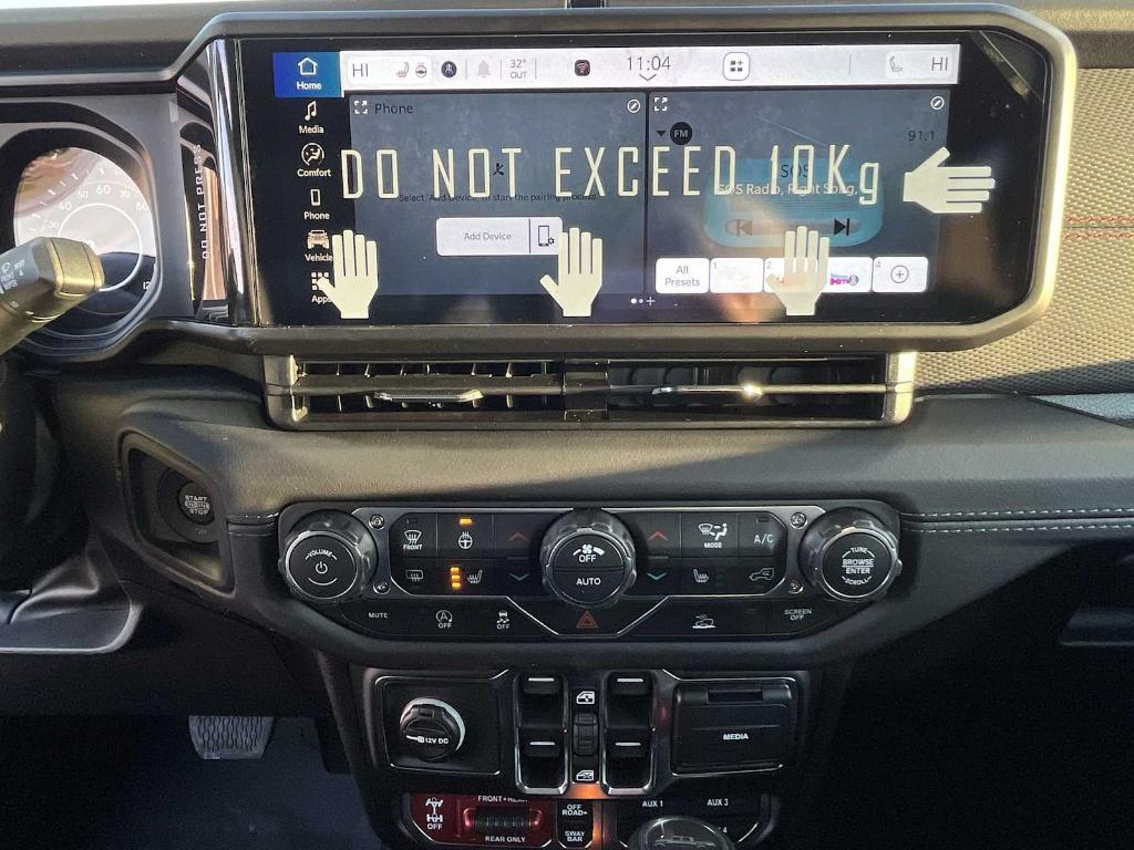 new 2026 Jeep Gladiator car, priced at $60,725