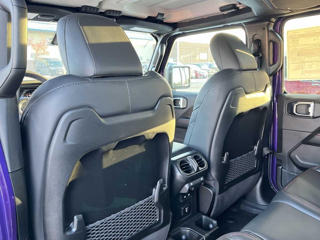 new 2026 Jeep Gladiator car, priced at $60,725