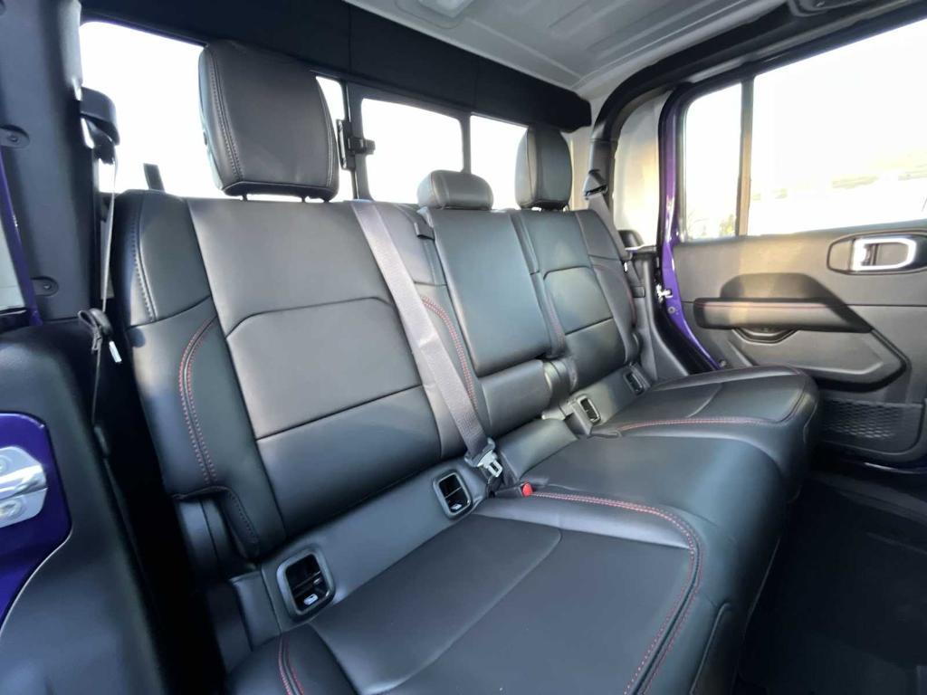 new 2026 Jeep Gladiator car, priced at $60,725