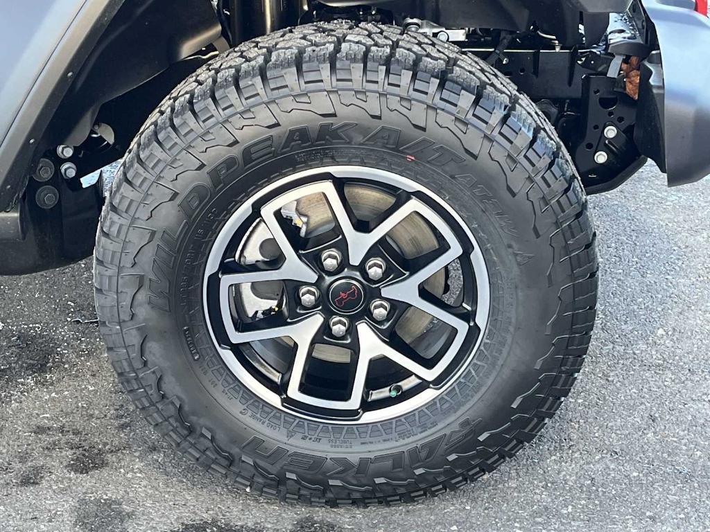 new 2026 Jeep Gladiator car, priced at $60,725