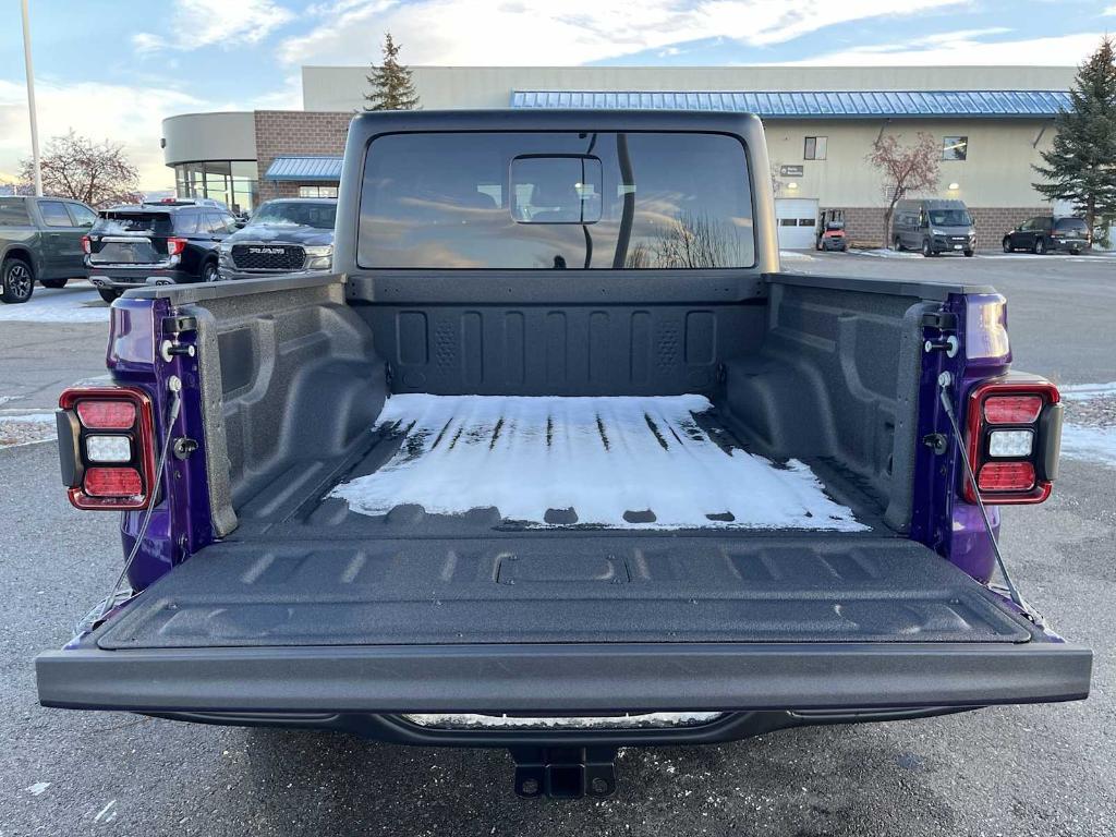 new 2026 Jeep Gladiator car, priced at $60,725