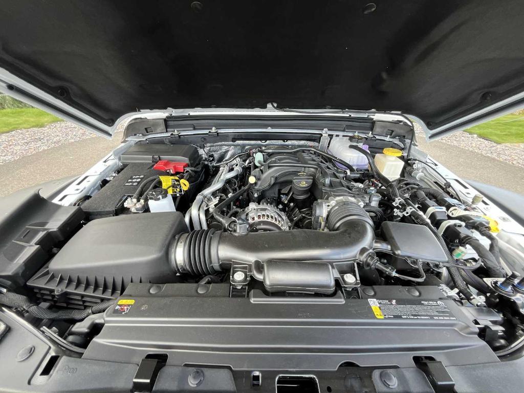 new 2025 Jeep Gladiator car, priced at $54,582