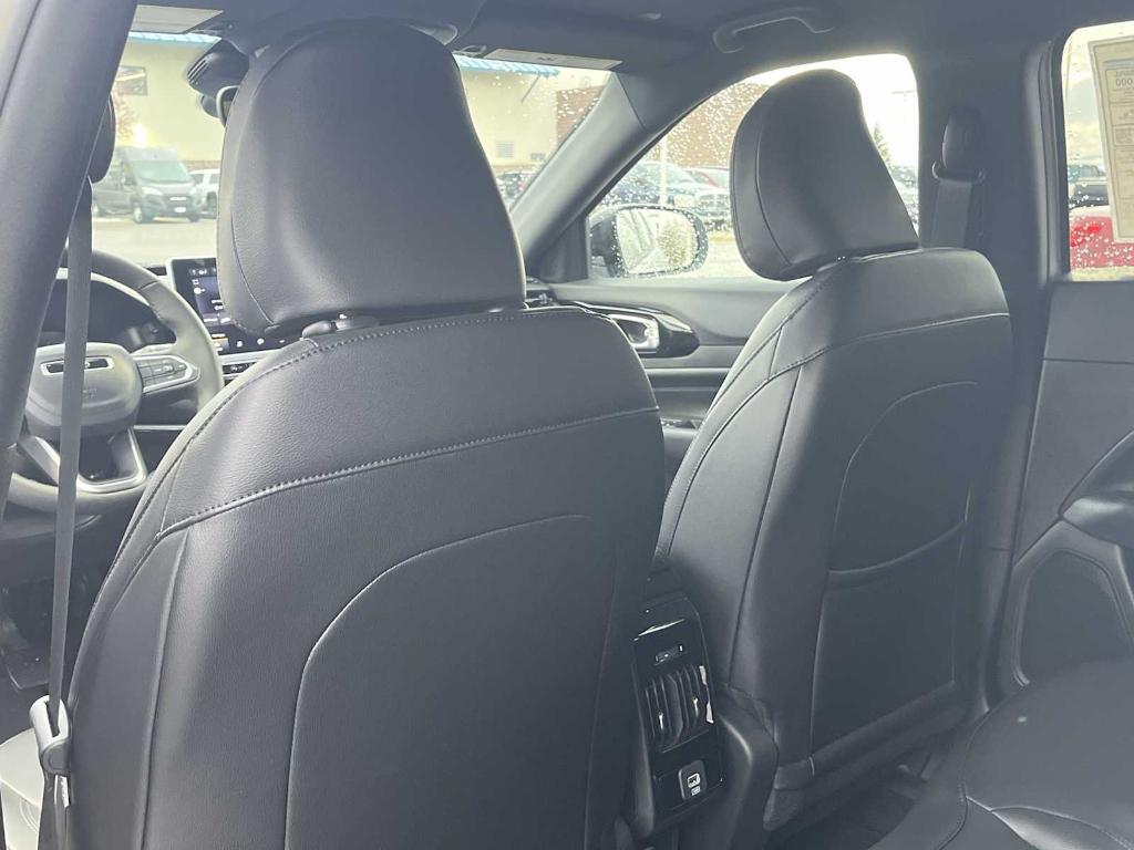 new 2026 Jeep Compass car, priced at $31,081