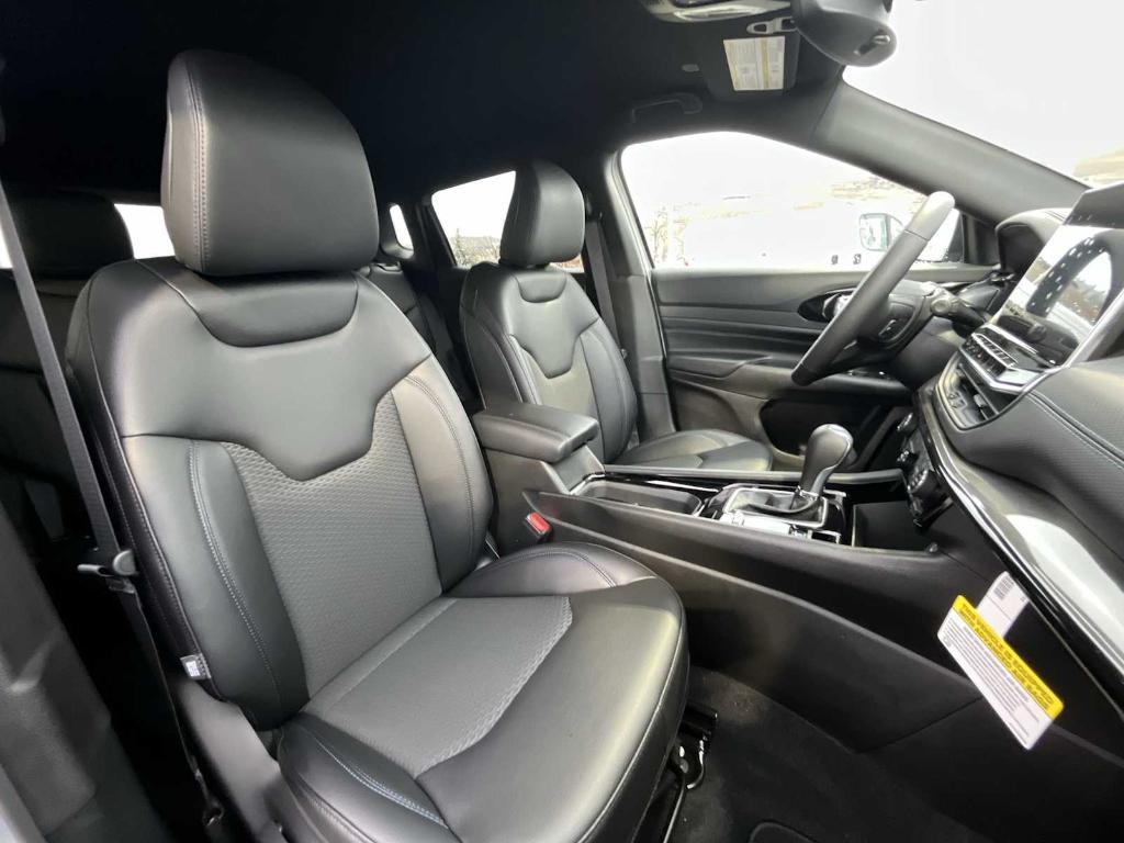 new 2026 Jeep Compass car, priced at $31,081