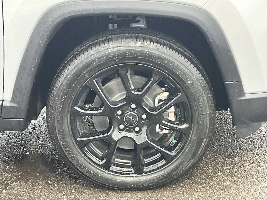 new 2026 Jeep Compass car, priced at $31,081