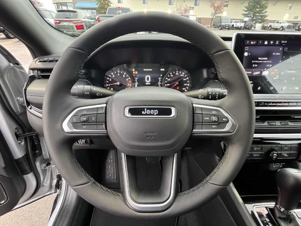 new 2026 Jeep Compass car, priced at $31,081
