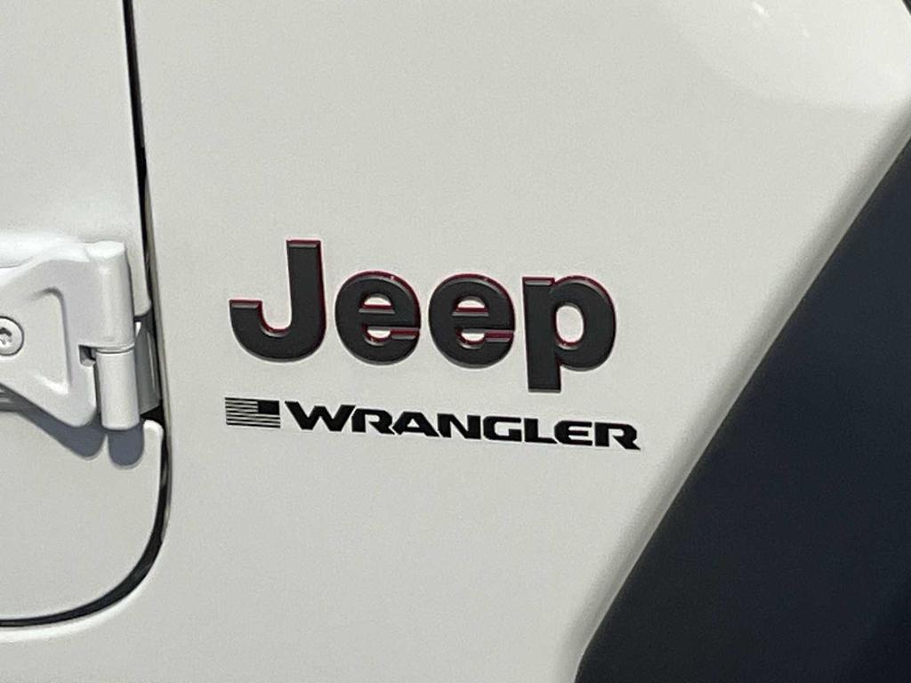 new 2026 Jeep Wrangler car, priced at $58,418