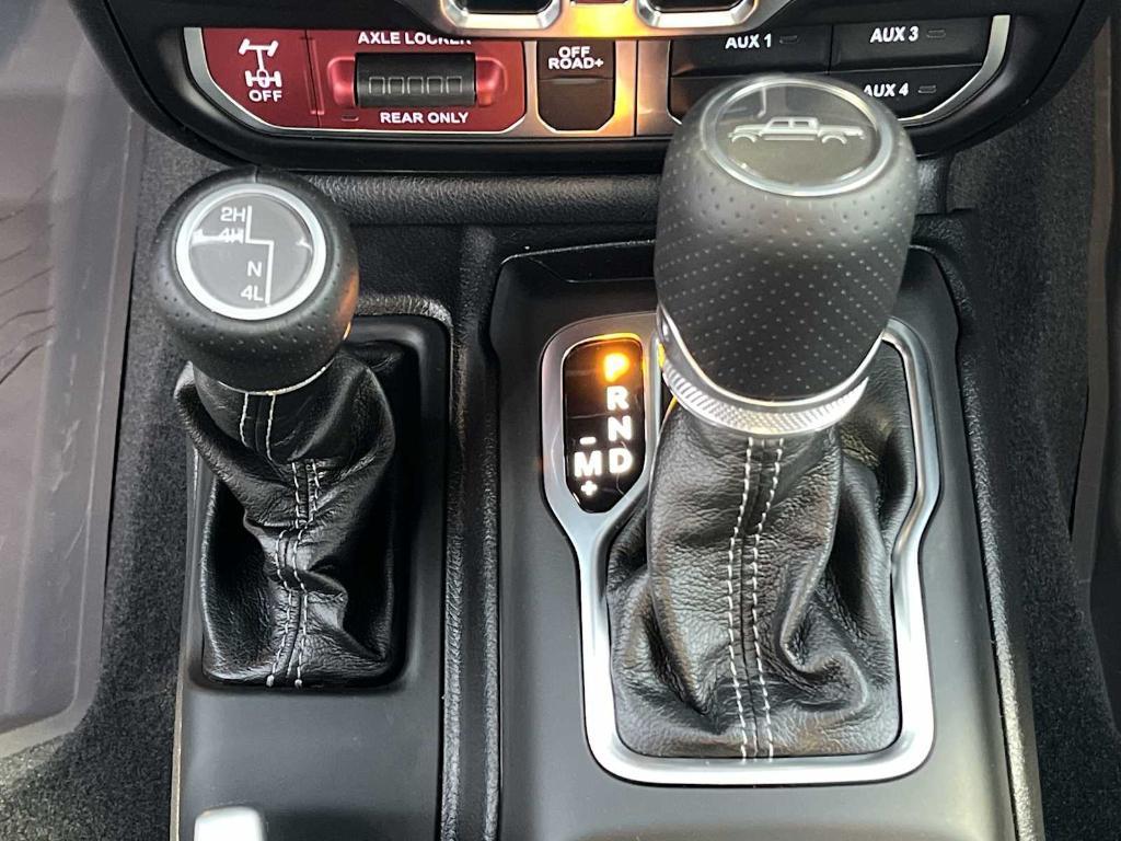 new 2026 Jeep Gladiator car, priced at $60,821