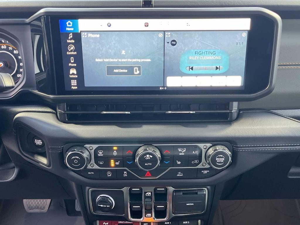 new 2026 Jeep Gladiator car, priced at $60,821