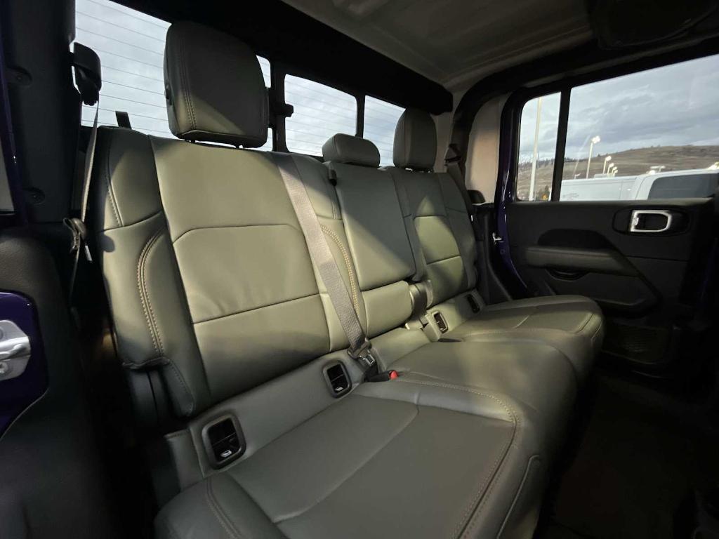 new 2026 Jeep Gladiator car, priced at $60,821