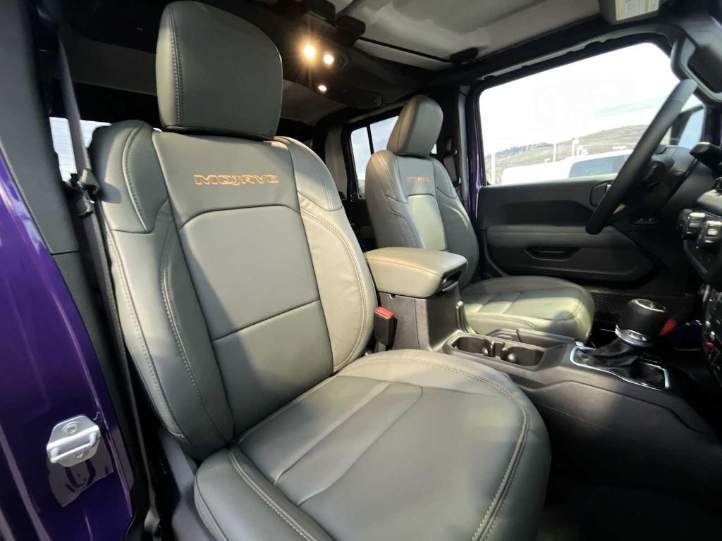 new 2026 Jeep Gladiator car, priced at $60,821