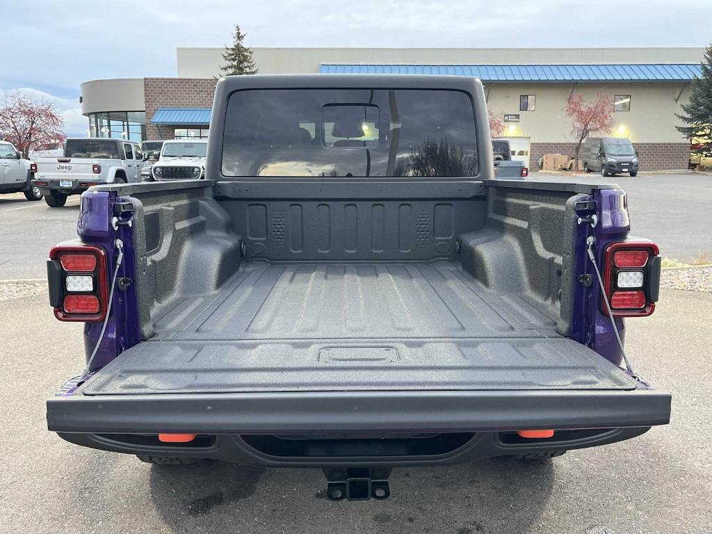 new 2026 Jeep Gladiator car, priced at $60,821