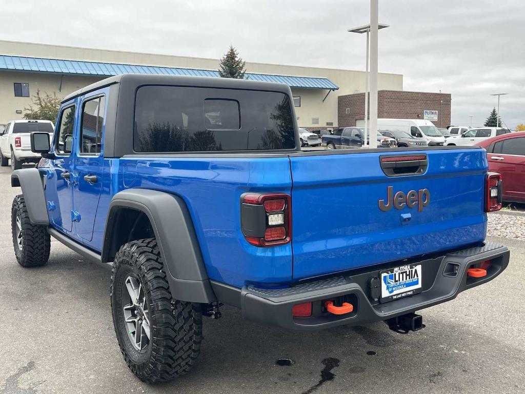 new 2025 Jeep Gladiator car, priced at $53,653