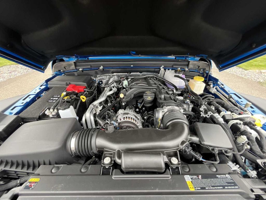 new 2025 Jeep Gladiator car, priced at $53,653