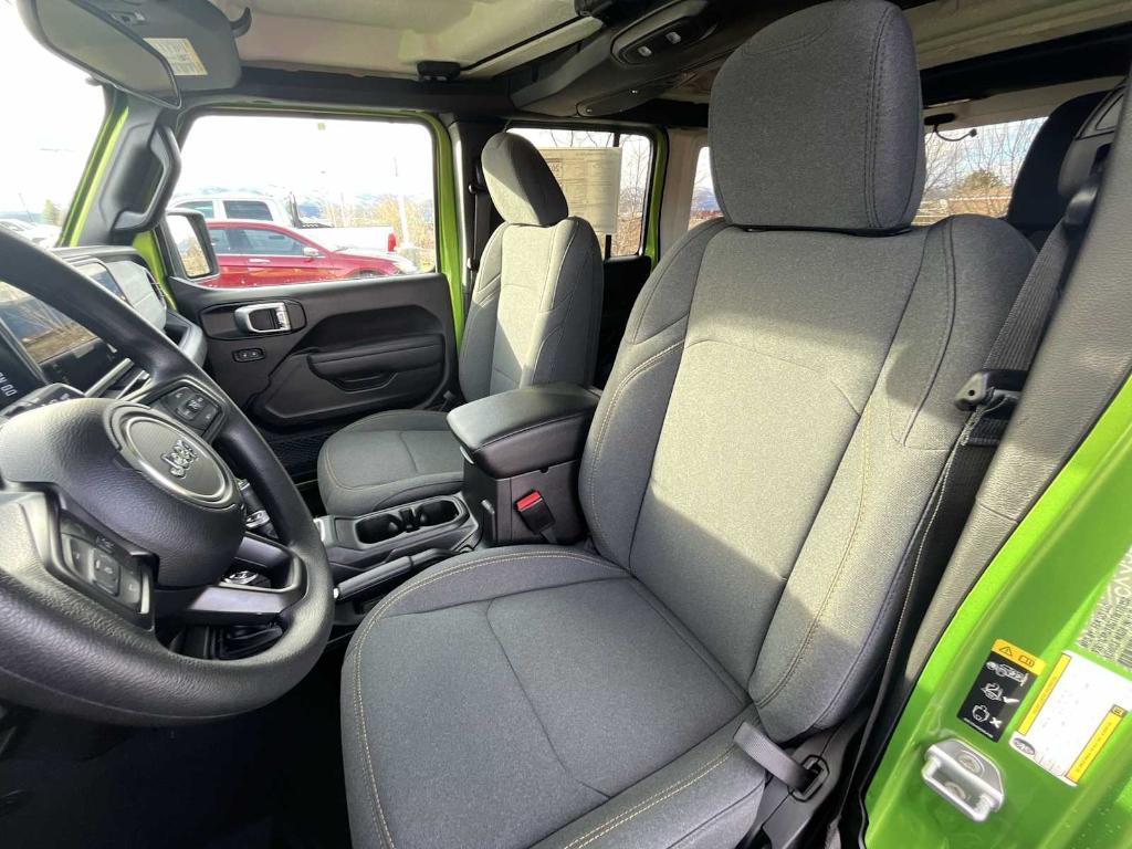 new 2026 Jeep Wrangler car, priced at $43,091