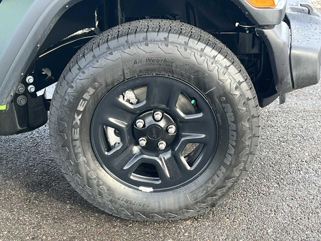 new 2026 Jeep Wrangler car, priced at $43,091