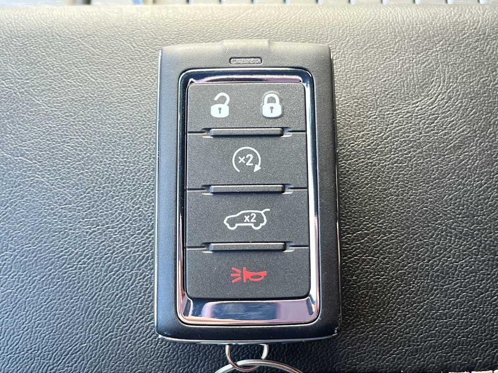 new 2026 Jeep Grand Wagoneer L car, priced at $70,323