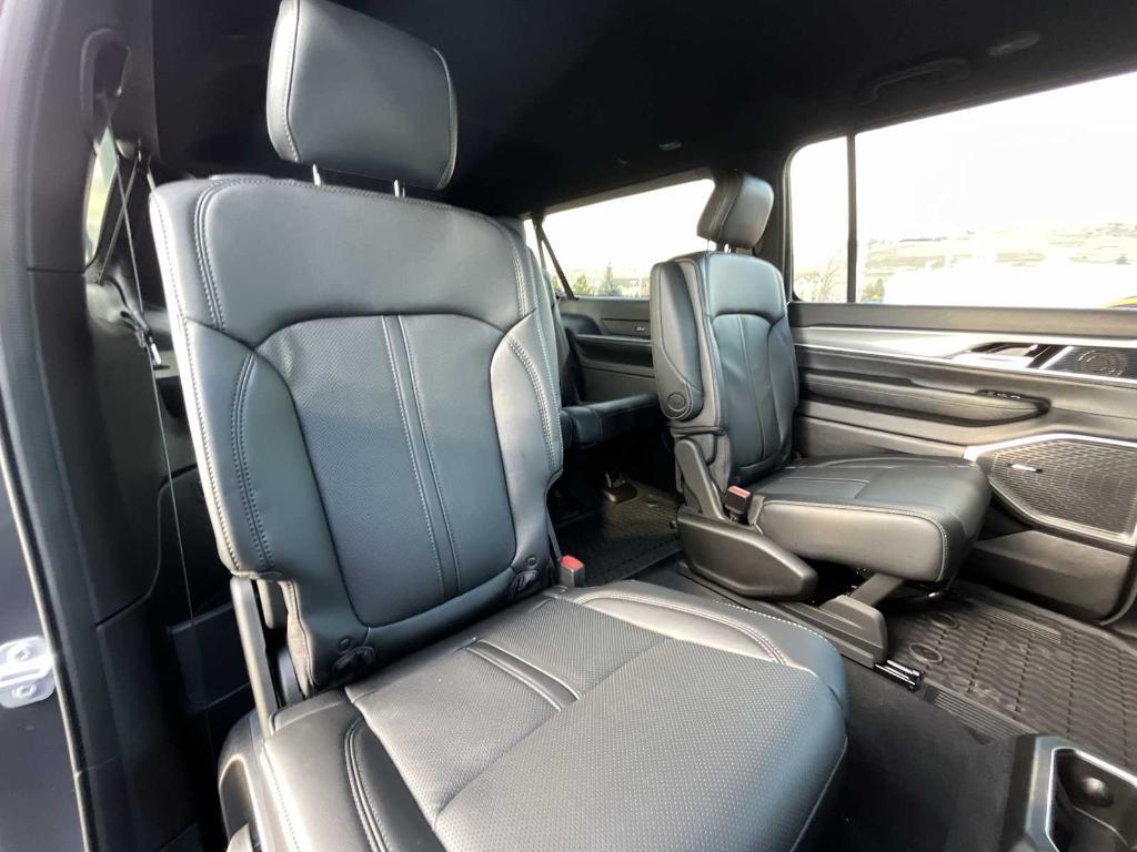 new 2026 Jeep Grand Wagoneer L car, priced at $70,323