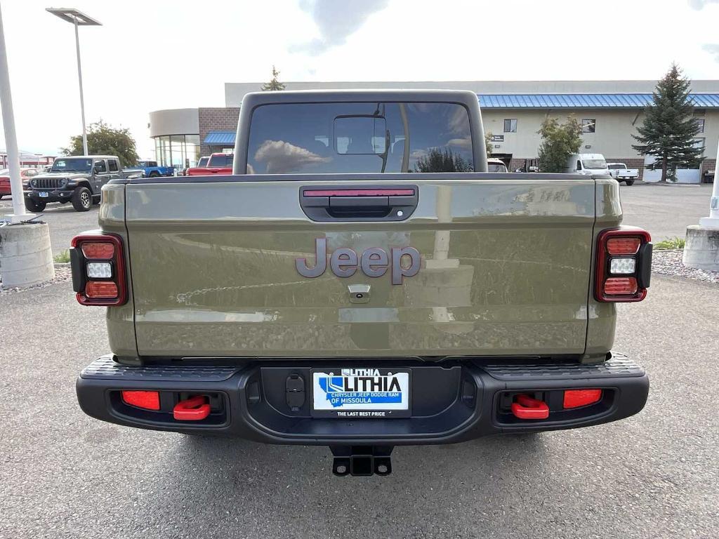new 2025 Jeep Gladiator car, priced at $53,763