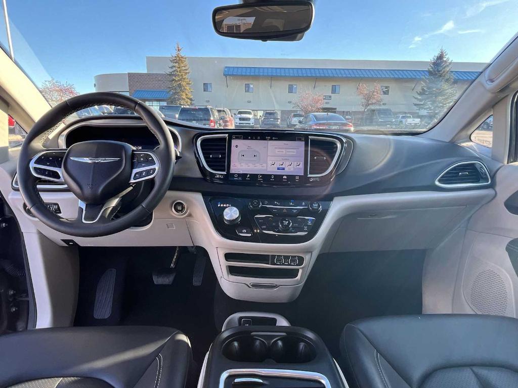 used 2023 Chrysler Pacifica car, priced at $21,062